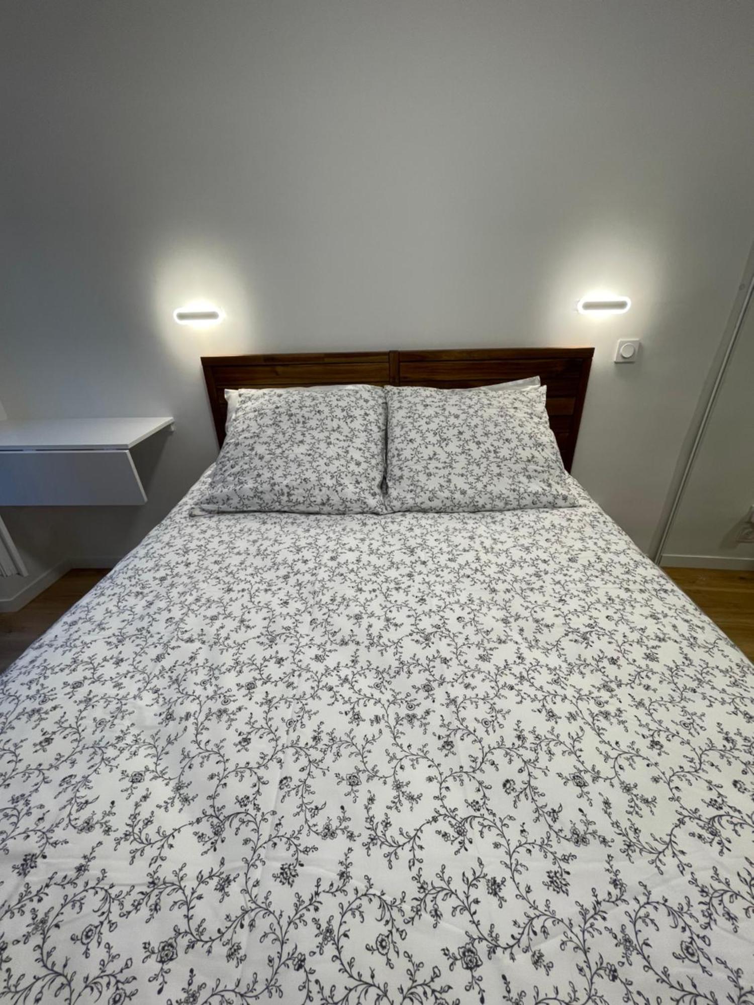 Montmartre Cosy Apartment ปารีส ภายนอก รูปภาพ